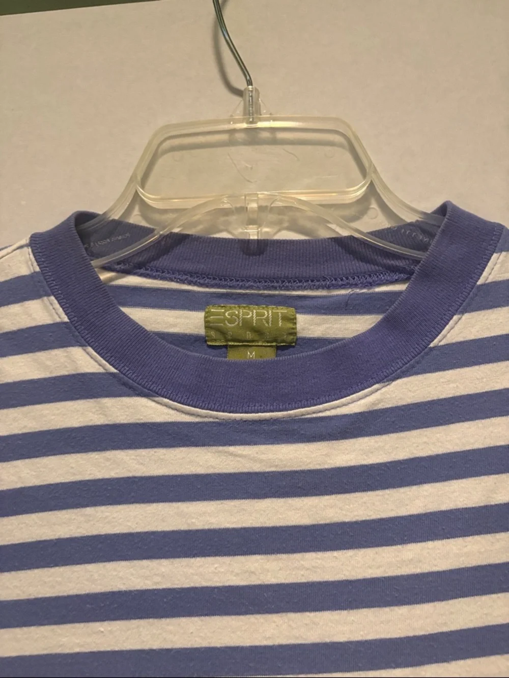 Vintage Esprit Women's Front Pocket T-shirt. Stripes. Size Medium. - Picture 2 of 12